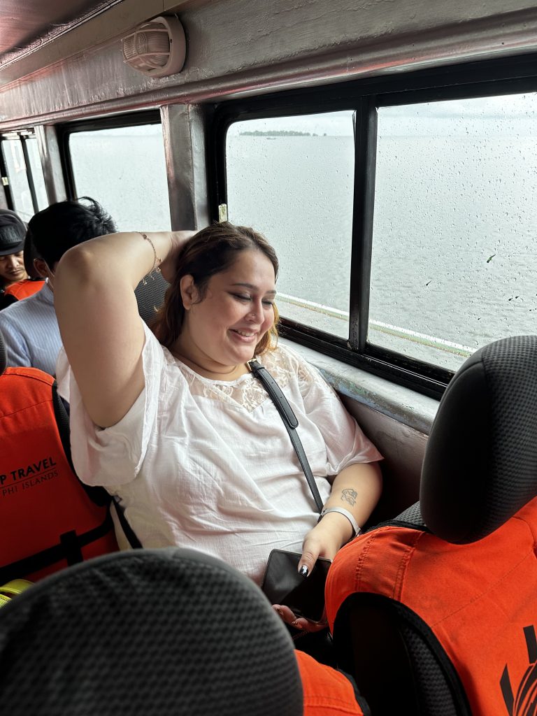 Speedboat ride from Krabi to Phi Phi