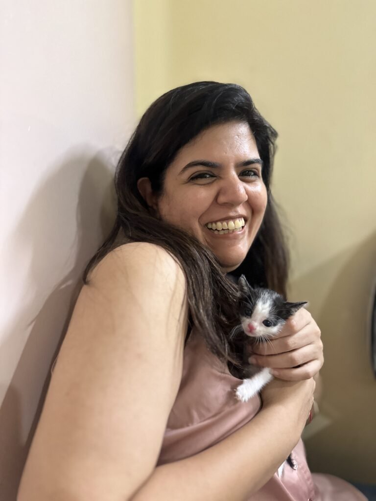 Divya and Kia at cat cafe in Kolkata
